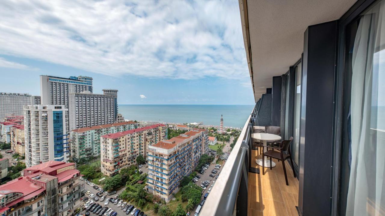 Orbi City Aparthotel Batumi Exterior foto